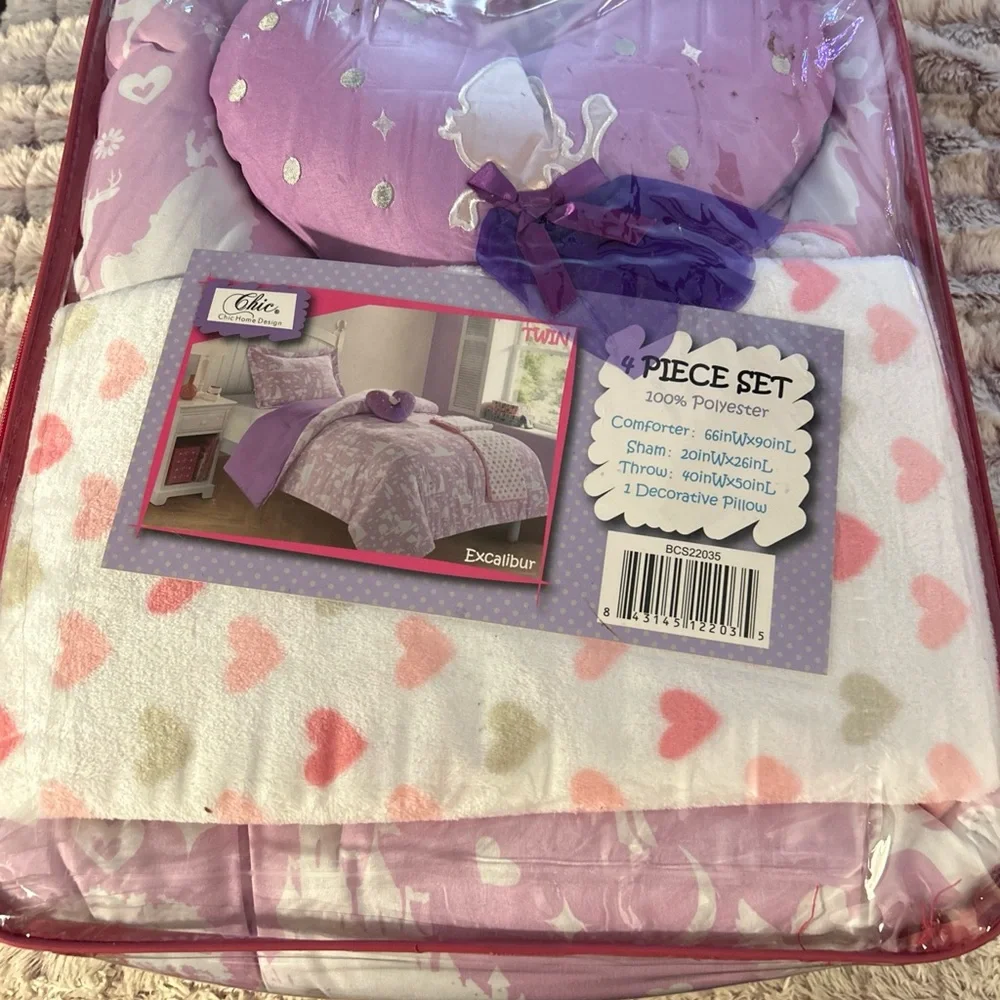 Chic Home Design 4 Piece Comforter Twin Set 100% Polyester With Purple Heart Pil